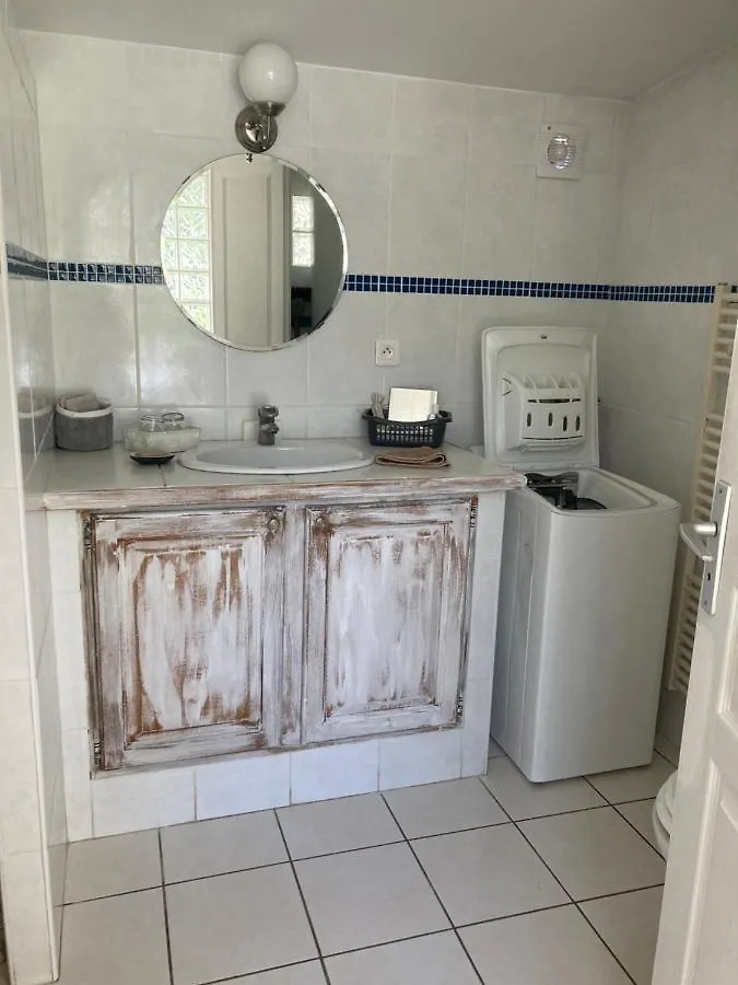 Gite Encore Un Soir Hyeres Holiday home