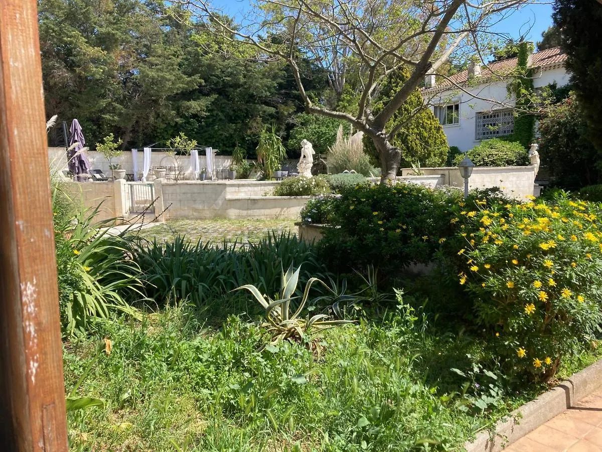Holiday home Gite Encore Un Soir Hyeres France